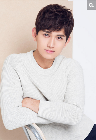 馬可最新初冬寫真曝光 陽光清新暖意十足